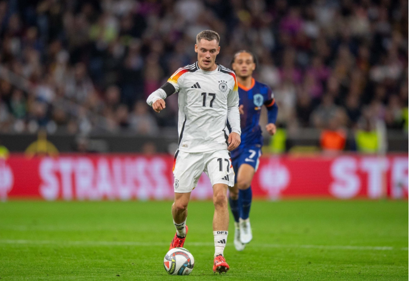 一步拓展自 一步拓展自