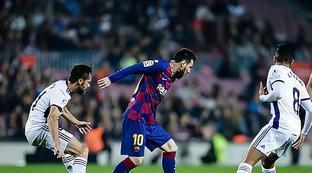 面对媒体时 面对媒体时