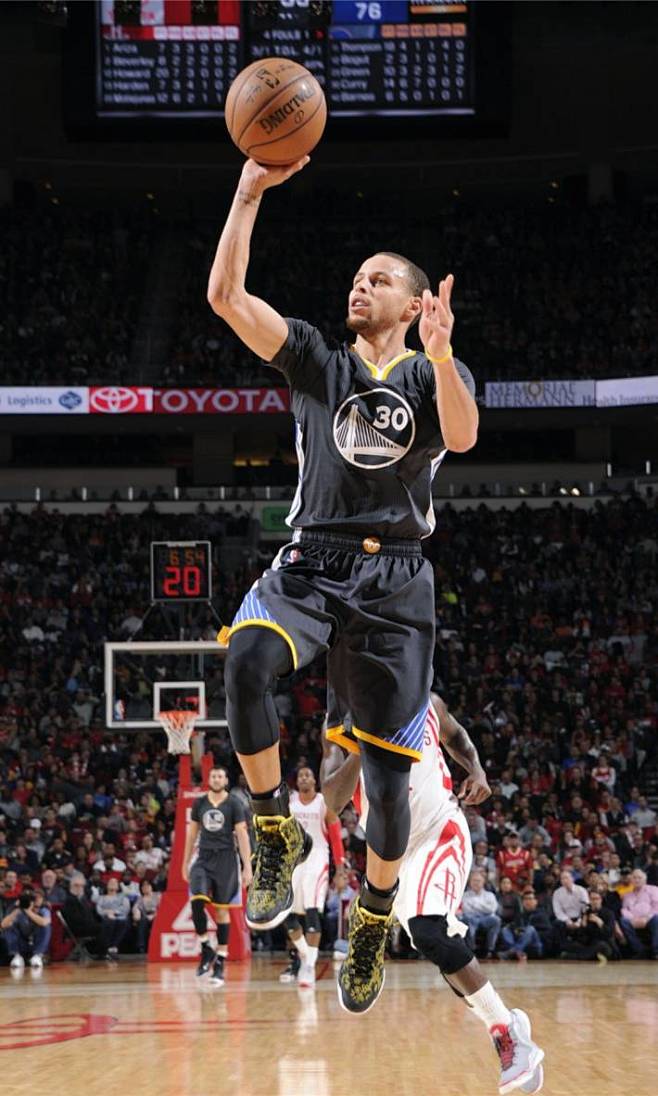 季中攻入了 季中攻入了